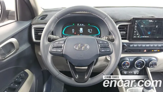 Hyundai Venue — Фото автомобиля 13