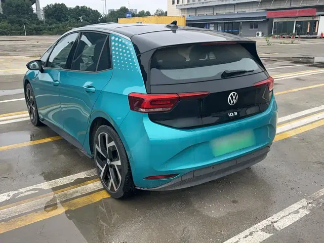 Volkswagen ID.3 — Фото автомобиля 5