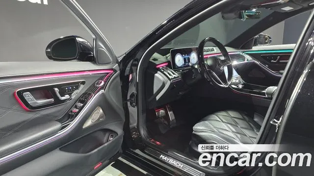 Mercedes-Benz S-Class — Фото автомобиля 10