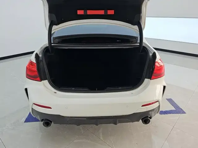 BMW 1 Series — Фото автомобиля 4