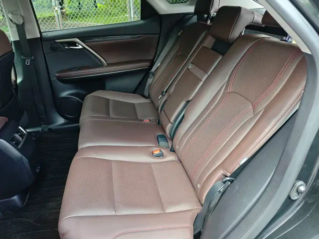 Lexus RX — Фото автомобиля 9