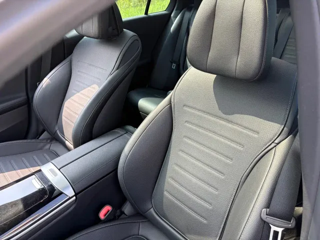 Mercedes-Benz C-Class — Фото автомобиля 23