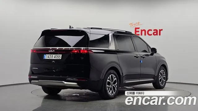 Фотография автомобиля — Kia Carnival Generation 4