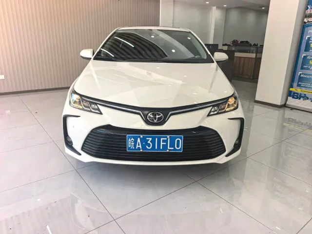 Toyota Corolla — Фото автомобиля 2