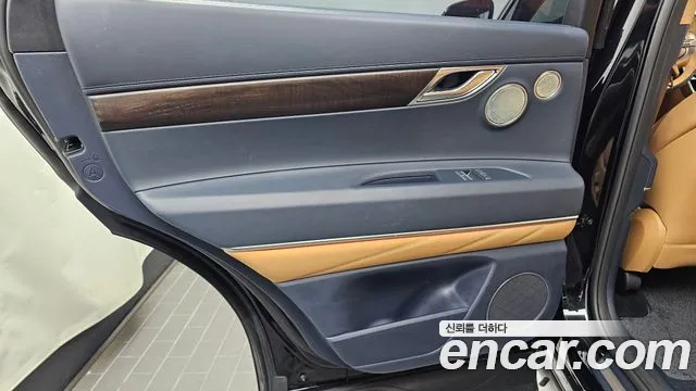Genesis GV80 — Фото автомобиля 14