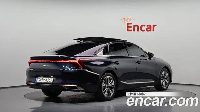Kia K8 Signature — Фото автомобиля 2