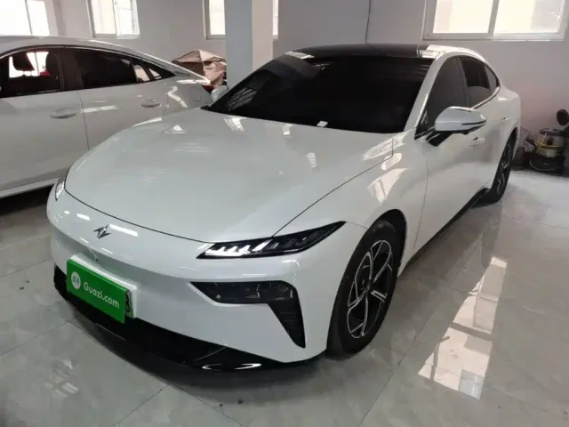 Фотография автомобиля — Dongfeng eπ 007