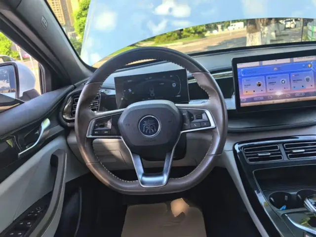 BYD Qin PLUS — Фото автомобиля 10