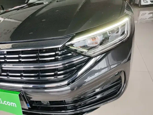 Volkswagen Sagitar — Фото автомобиля 23