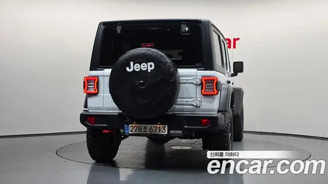 Jeep Wrangler JL — Фото автомобиля 3