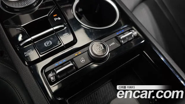 Kia K5 Новый K5 3 поколение 2.0 LPi(Для проката) — Фото автомобиля 19