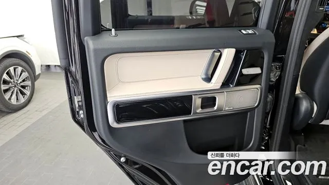 Mercedes-Benz G-Class — Фото автомобиля 25