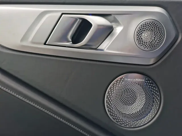 BMW XM — Фото автомобиля 24