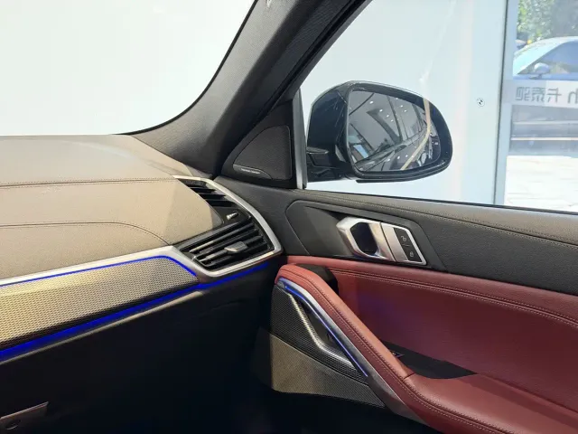 BMW X6 — Фото автомобиля 9