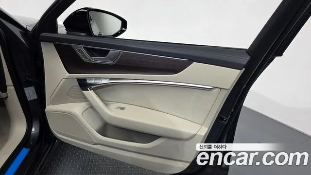 Audi A6 C8 — Фото автомобиля 13