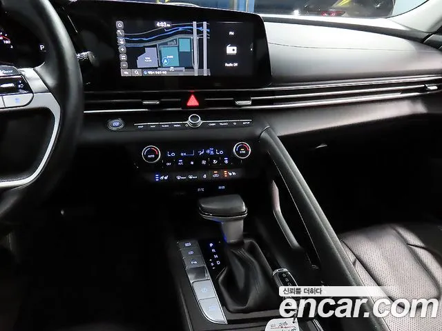 Hyundai Avante CN7 — Фото автомобиля 11