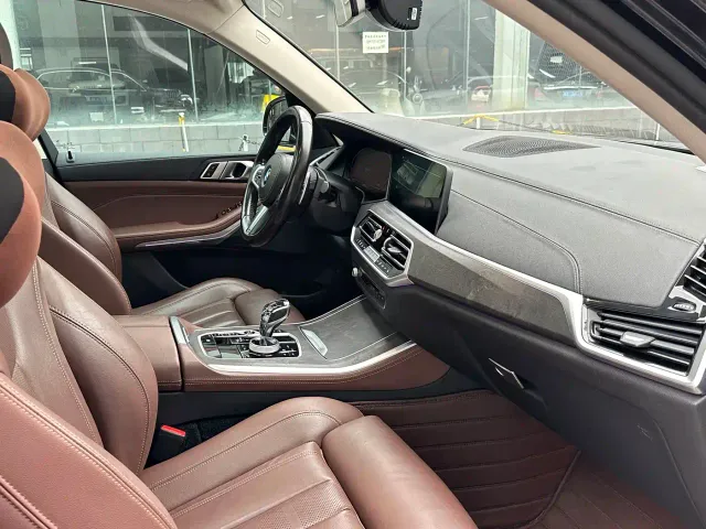 BMW X5 — Фото автомобиля 6