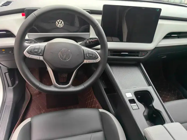 Volkswagen Sagitar — Фото автомобиля 12