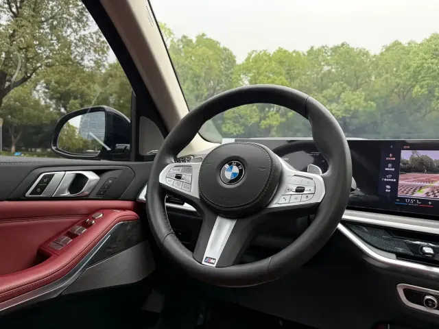 BMW X5 — Фото автомобиля 14