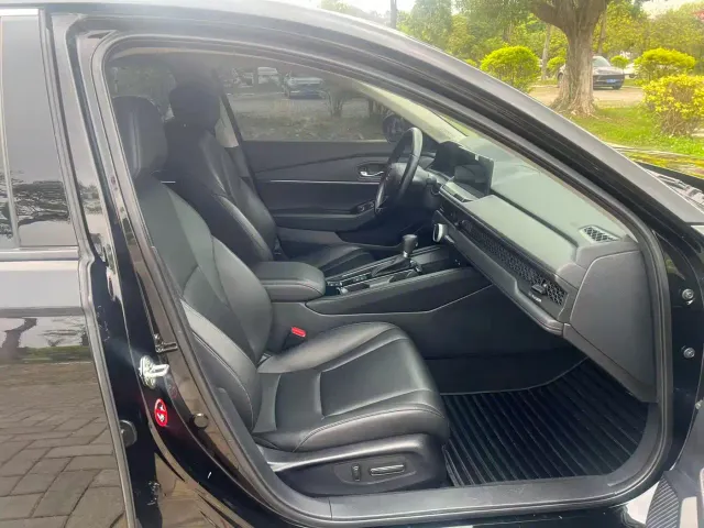 Honda Accord — Фото автомобиля 12