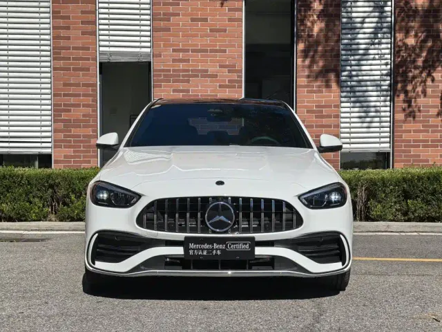 Mercedes-Benz C-Class — Фото автомобиля 2