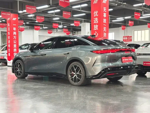 BYD Han L — Фото автомобиля 7