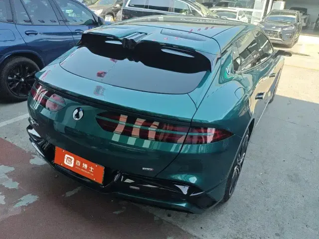 Denza Denza Z9GT 2026 Model Flash Charge Flagship Edition — Фото автомобиля 3