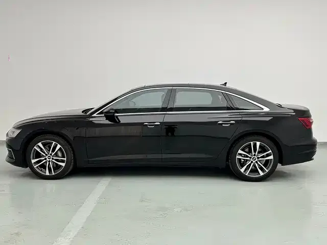 Audi A6L — Фото автомобиля 4