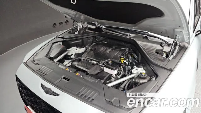 Genesis GV80 — Фото автомобиля 6