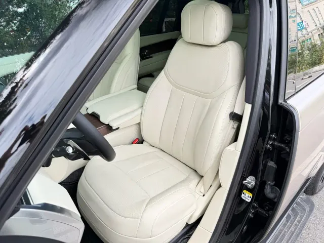 Land Rover Range Rover — Фото автомобиля 12