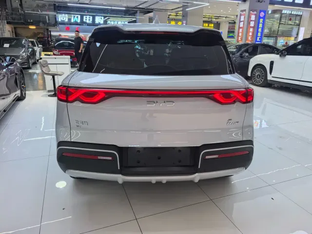 BYD Yuan UP — Фото автомобиля 19
