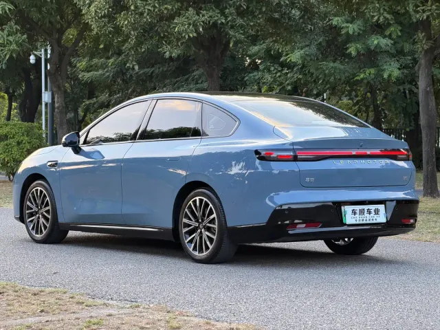 Leapmotor B01 — Фото автомобиля 8