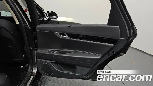Genesis G80 RG3 — Фото автомобиля 14