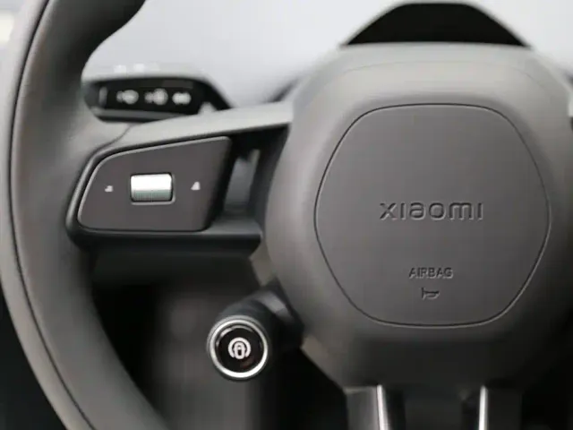 Xiaomi YU7 — Фото автомобиля 17