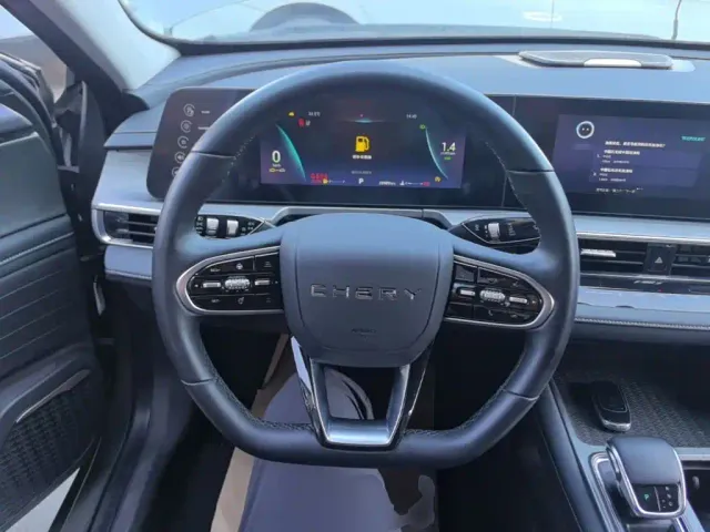 Chery Arrizo 8 — Фото автомобиля 10