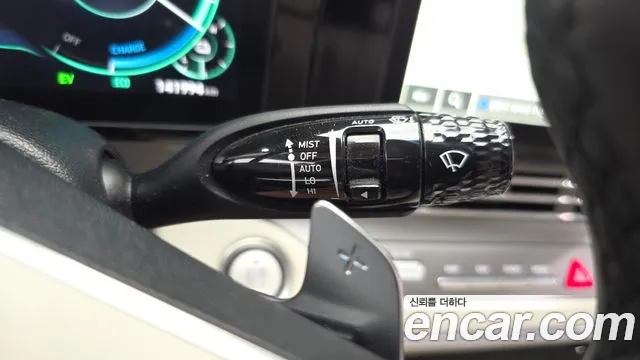 Hyundai Grandeur Grandeur (New) Hybrid — Фото автомобиля 29