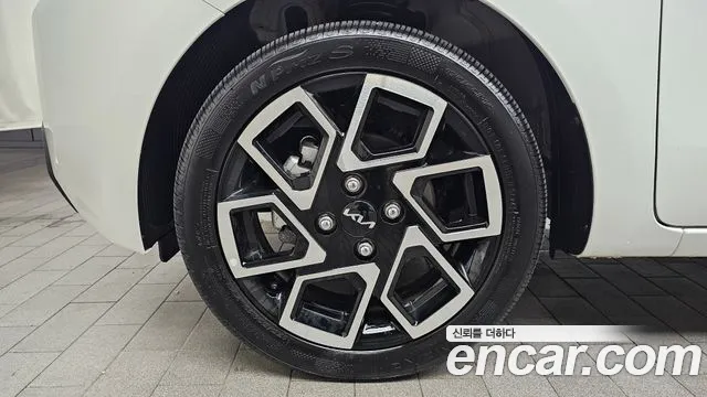 Kia RAY Новый Kia Ray Signature — Фото автомобиля 5