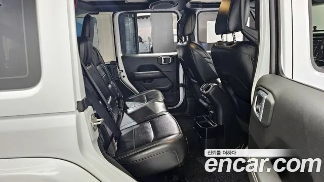 Jeep Wrangler Wrangler (JL) — Фото автомобиля 12