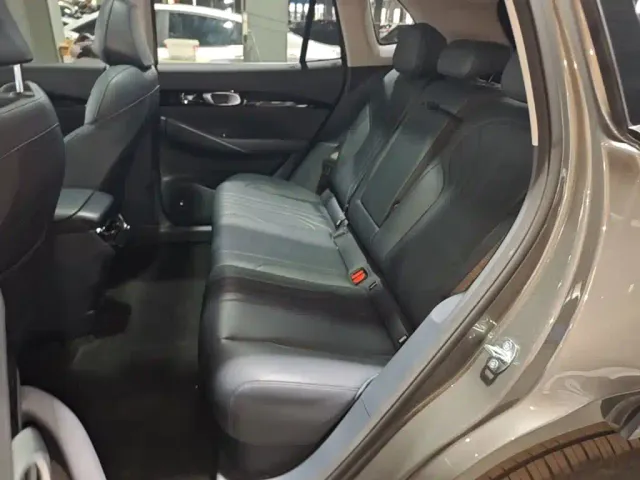 Geely Galaxy E5 — Фото автомобиля 12