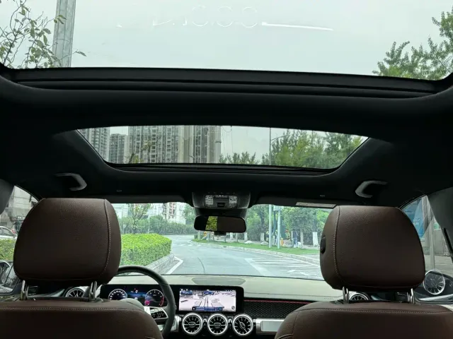 Mercedes-Benz GLB-Class — Фото автомобиля 13