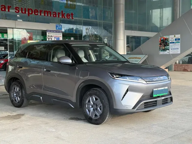 BYD Yuan UP — Фото автомобиля 5