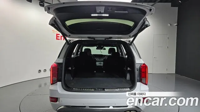 Hyundai Palisade Palisade Дизель 2.2 2WD — Фото автомобиля 20