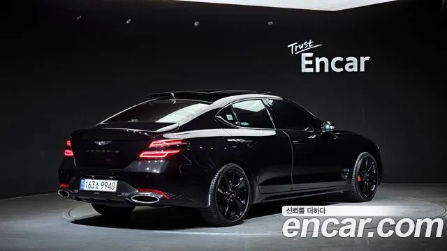Genesis G70 New — Фото автомобиля 2