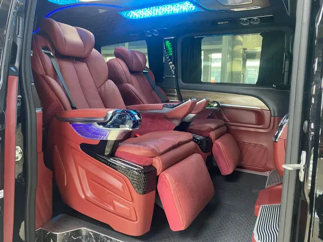 Mercedes-Benz V-Class — Фото автомобиля 15