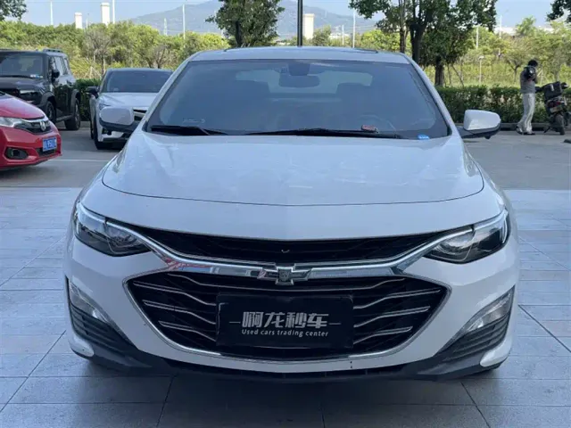 Chevrolet Malibu XL — Фото автомобиля 2