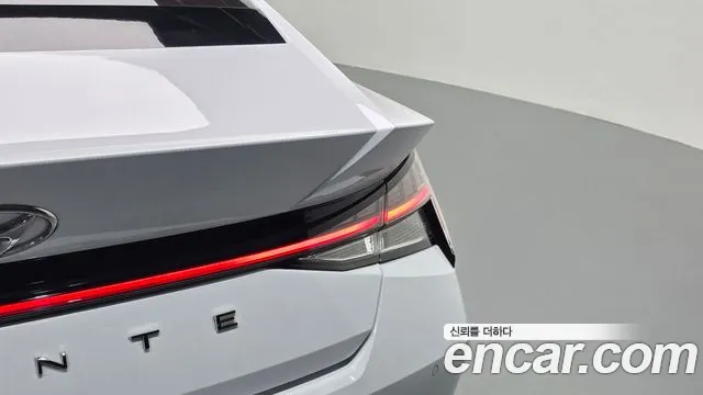 Hyundai Avante CN7 — Фото автомобиля 23