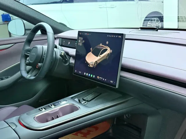 Xiaomi SU7 — Фото автомобиля 6