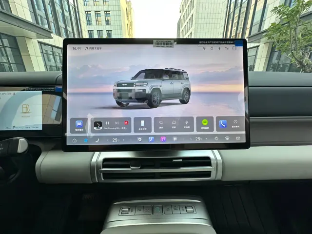 BYD FangChengBao Titanium 7 — Фото автомобиля 27