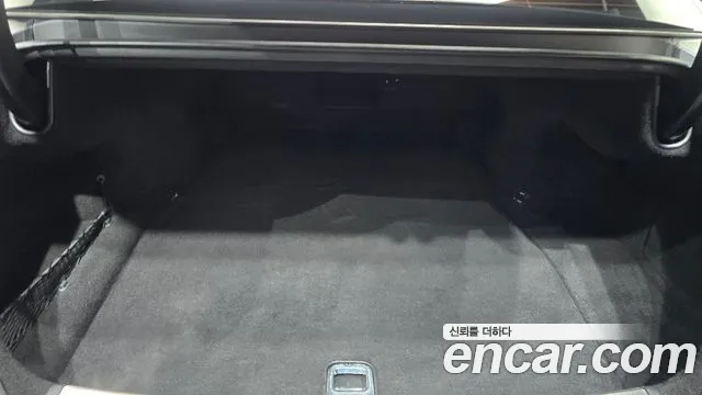 Genesis G90 Бензин 3.5 турбо AWD — Фото автомобиля 30