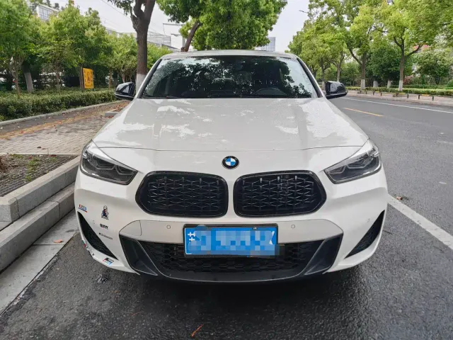BMW X2 — Фото автомобиля 2